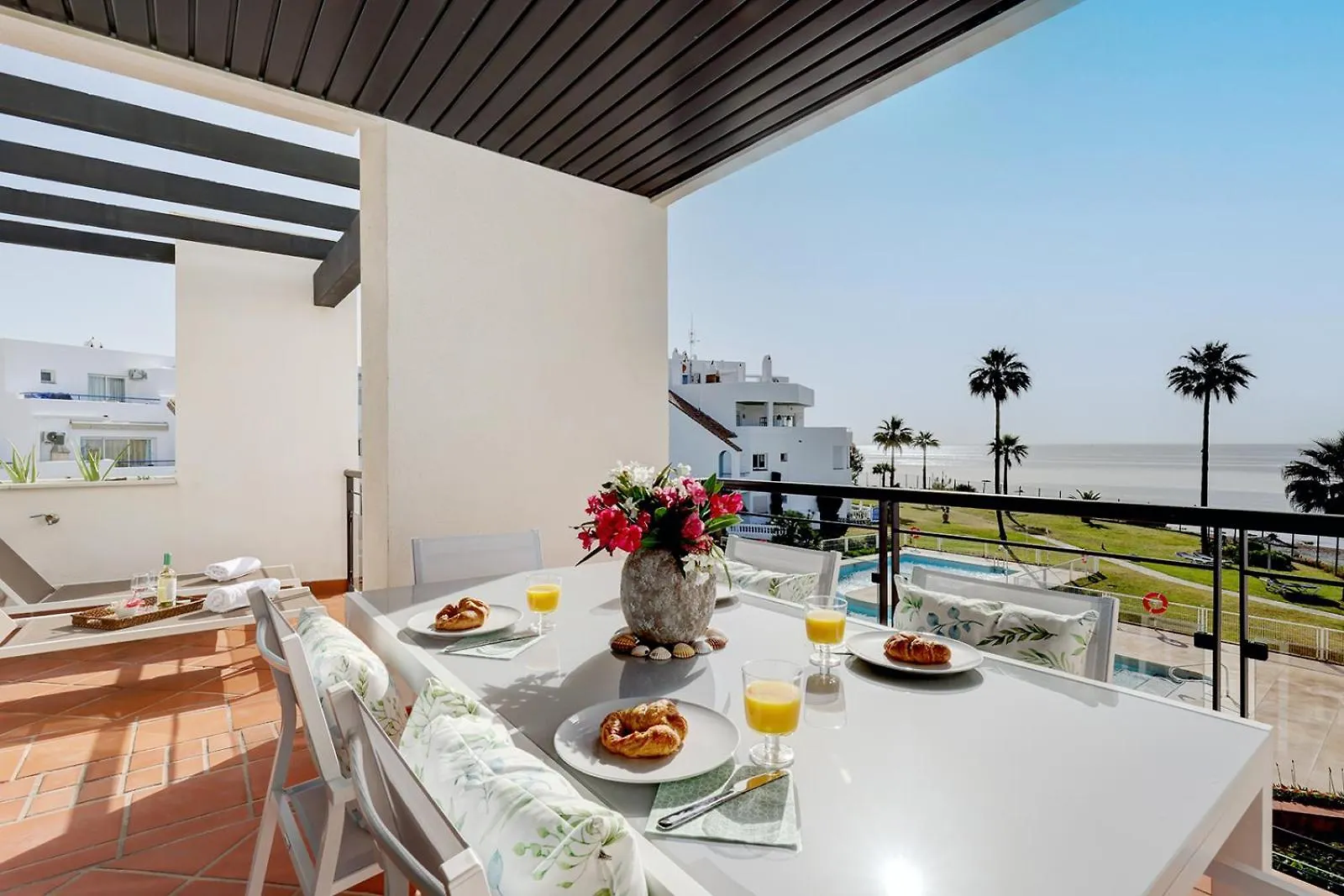 아파트 Sunrise Beach Front - Casares Del Mar