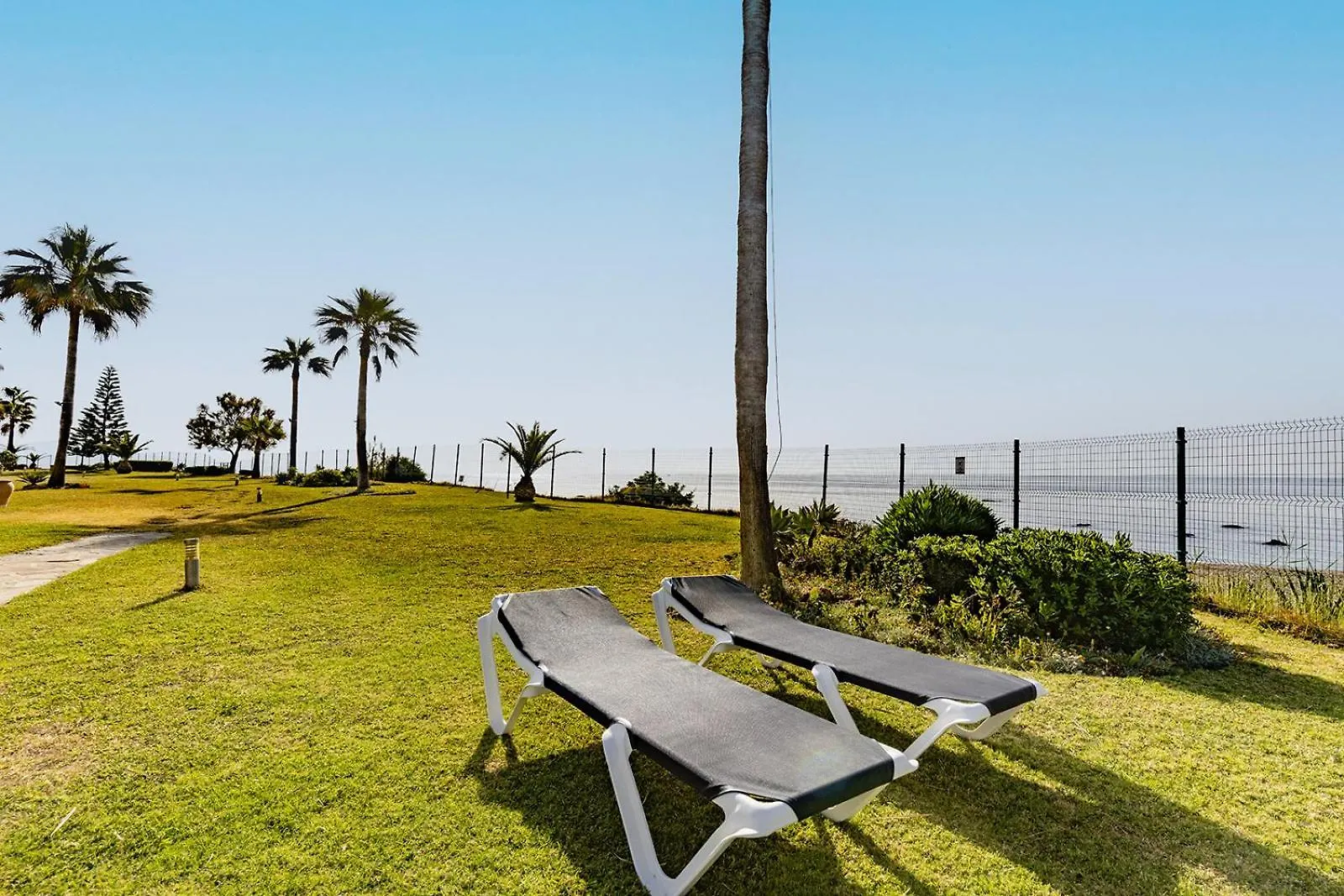 아파트 Sunrise Beach Front - Casares Del Mar